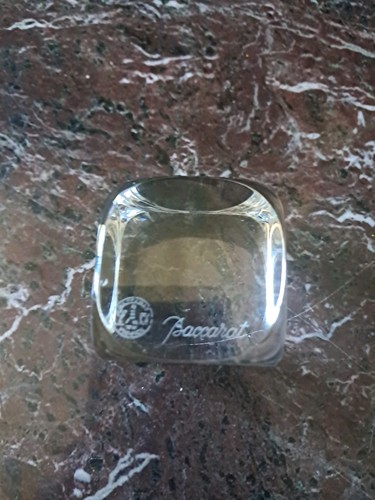 Presse papier cube cristal - presse,