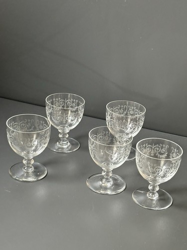 Lot petites verres gravé - de, 5