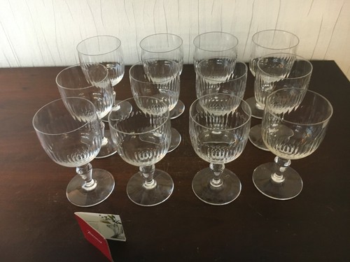 Verres vin rouge modèle - à,