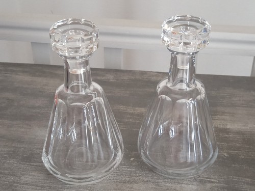 Baccarat paire carafes - -,