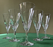 Lot de 5 flûtes à Champagne