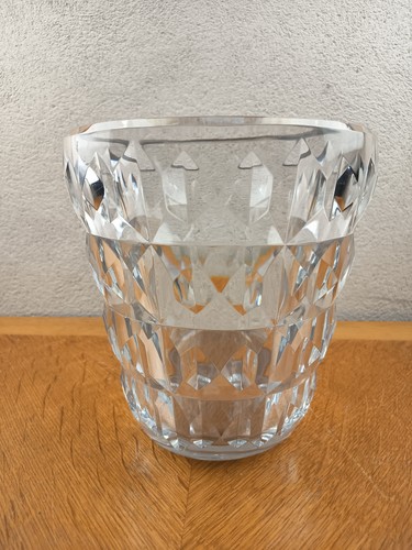 Baccarat grand vase - , taillé