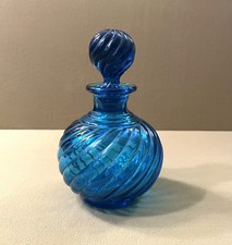 ancien flacon à parfum en